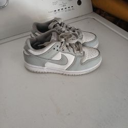 Nike Dunk Size 11c Boys Shoes
