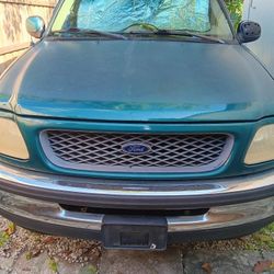 2017 Jeep Cherokee/  1998 F150