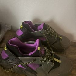 Size 6 1/2 Girls Huaraches Jordan 5 1/2 Kids