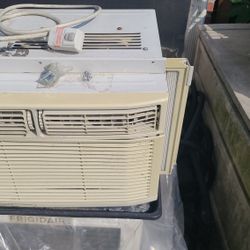 6000 BTU Air Conditioner 
