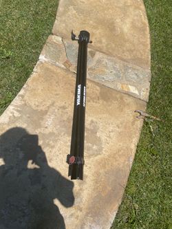 Yakima Vioer  bike  roof track.