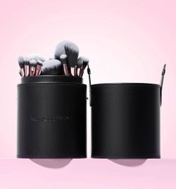 24 PC Beauty Creations brush Set 