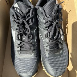Men’s Basketball Shoes 