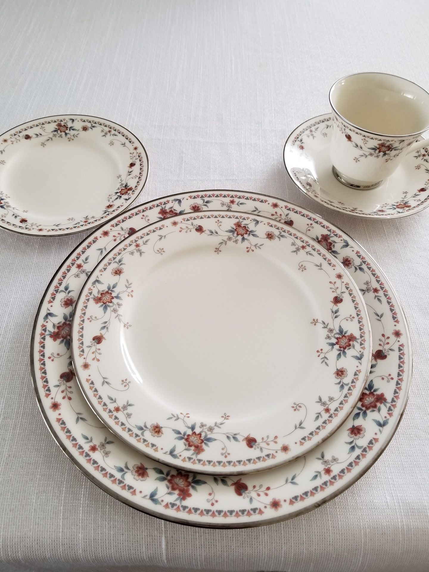 Noritake Adagio China set
