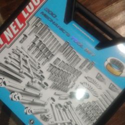 Channel Lock 200pc Mechanic tool set Plus Stanley Jump Starter 