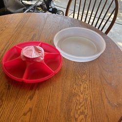 Tupperware vegetable tray