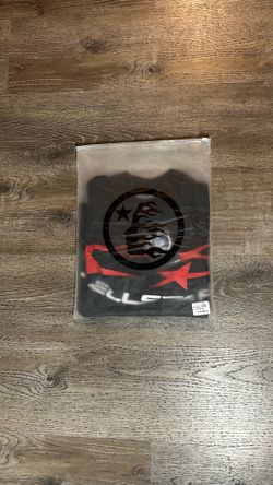 Black/Red Hell Star Medium Large