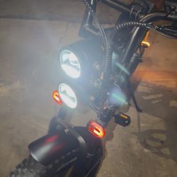 EV Electric Bike With Two Batteries And Like Brand New