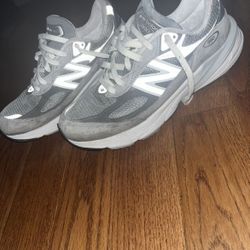 New Balance 990