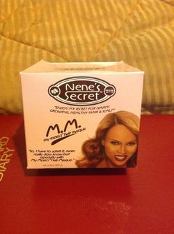 Nene's secret my moms hair masque