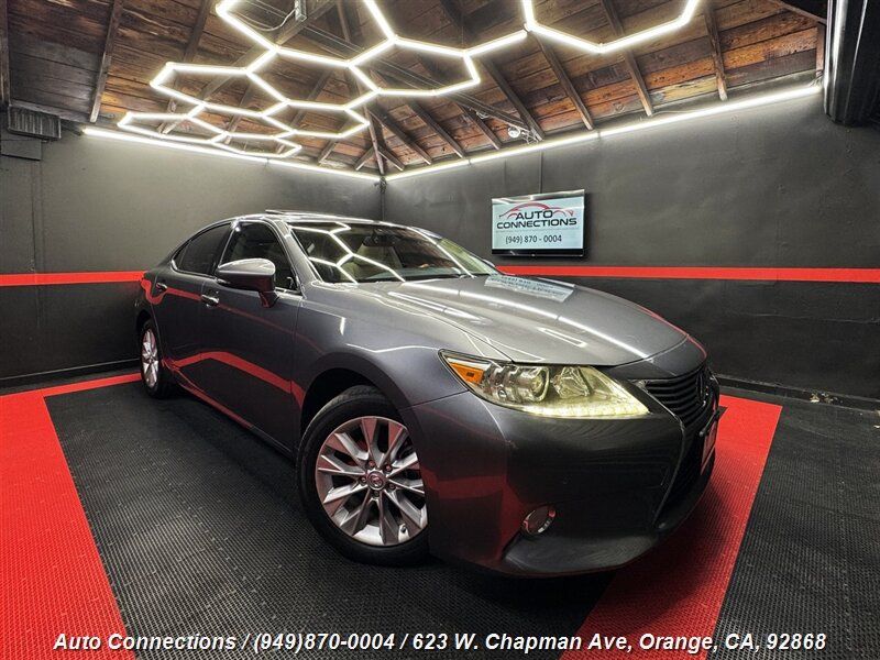 2013 Lexus ES 300h