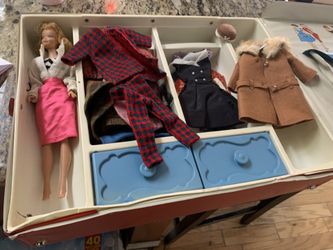 1964 Barbie and midge case with wardrobe and midge doll