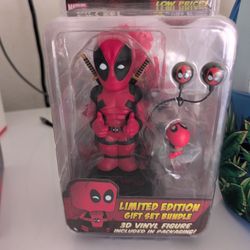 Dead Pool Collectable 