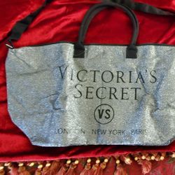 Victoria Secret Silver Shimmer Carry All Bag Nwot