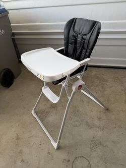 Joovy Nook High Chair Featuring Four-Position Adjustable Swing Open Tray, and Removable