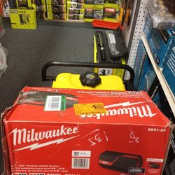 MILWAUKEE  M18/ M12  WIRELESS JOBSITE SPEAKER (TOOL ONLY )