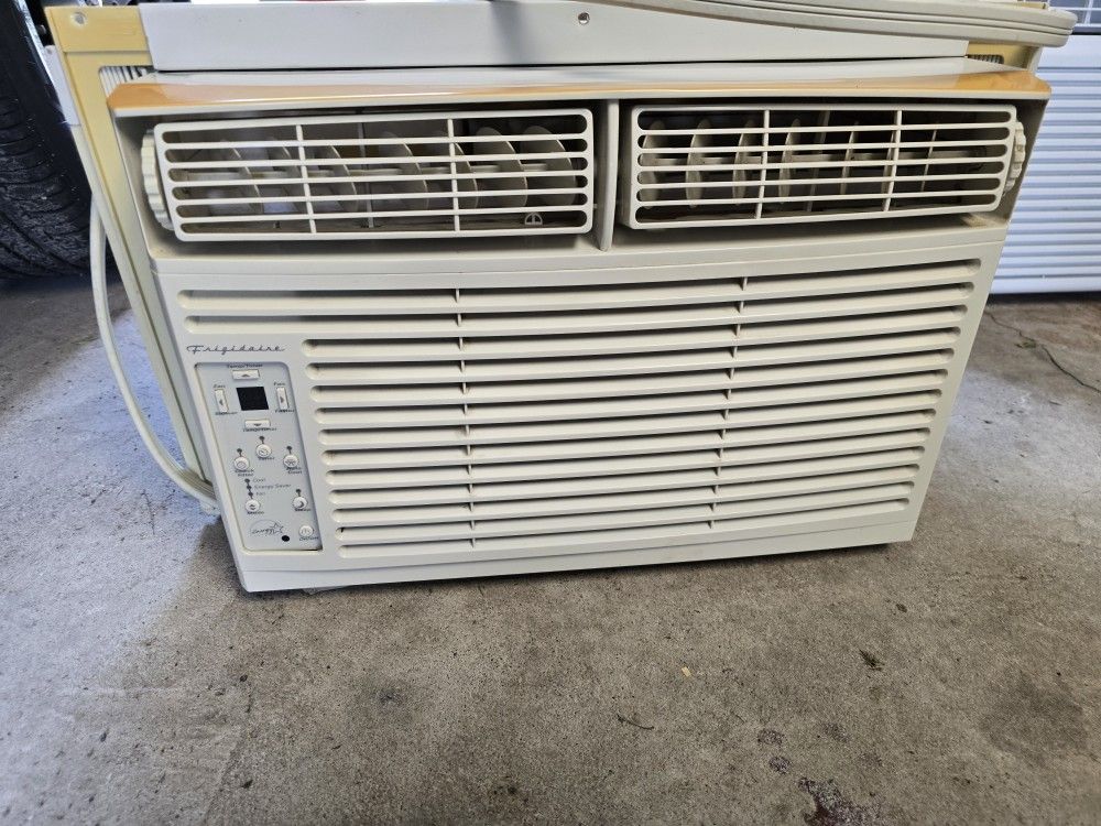 Air Conditioner 6,000 Btu