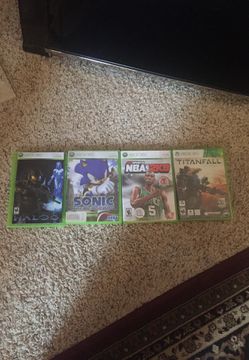 XBOX 360 with 4 games
