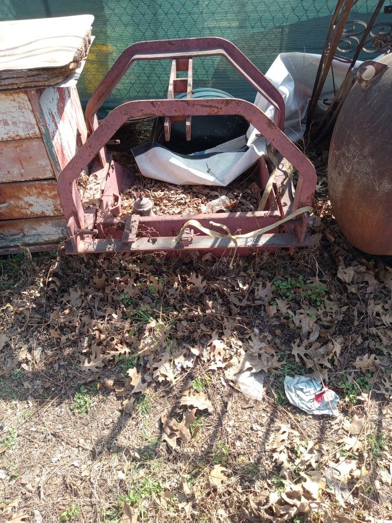 Bucket for tractor.