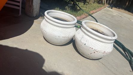Heavy duty flower pot
