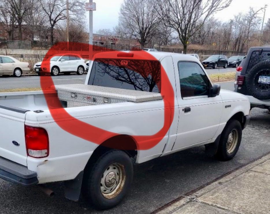2000 ford pickup truck 162,181