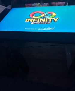 32” infinity game table