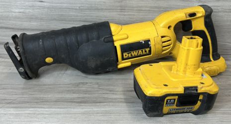 DeWalt DC385 18V Cordless Reciprocating Saw With DC9180 Lithium-ion Battery (PO1027398)