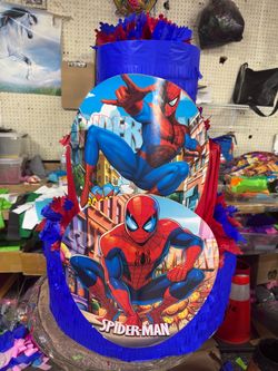 Spider-Man pastel piñata