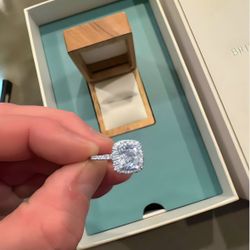 2.7ct Engagement Ring - NEW