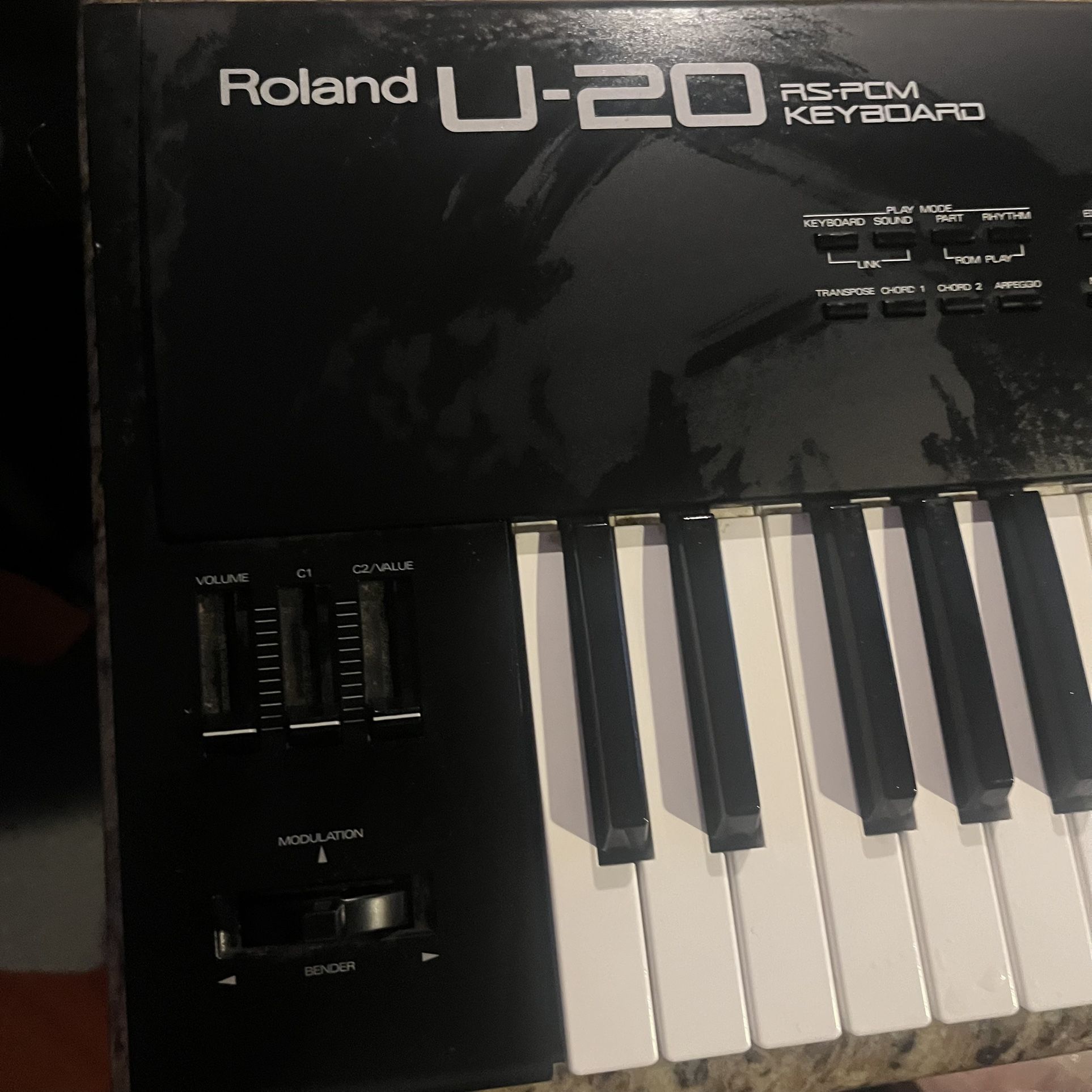 ROLAND U-20 RS-PCM 61 Key Synthesizer Keyboard Parts Only See Description
