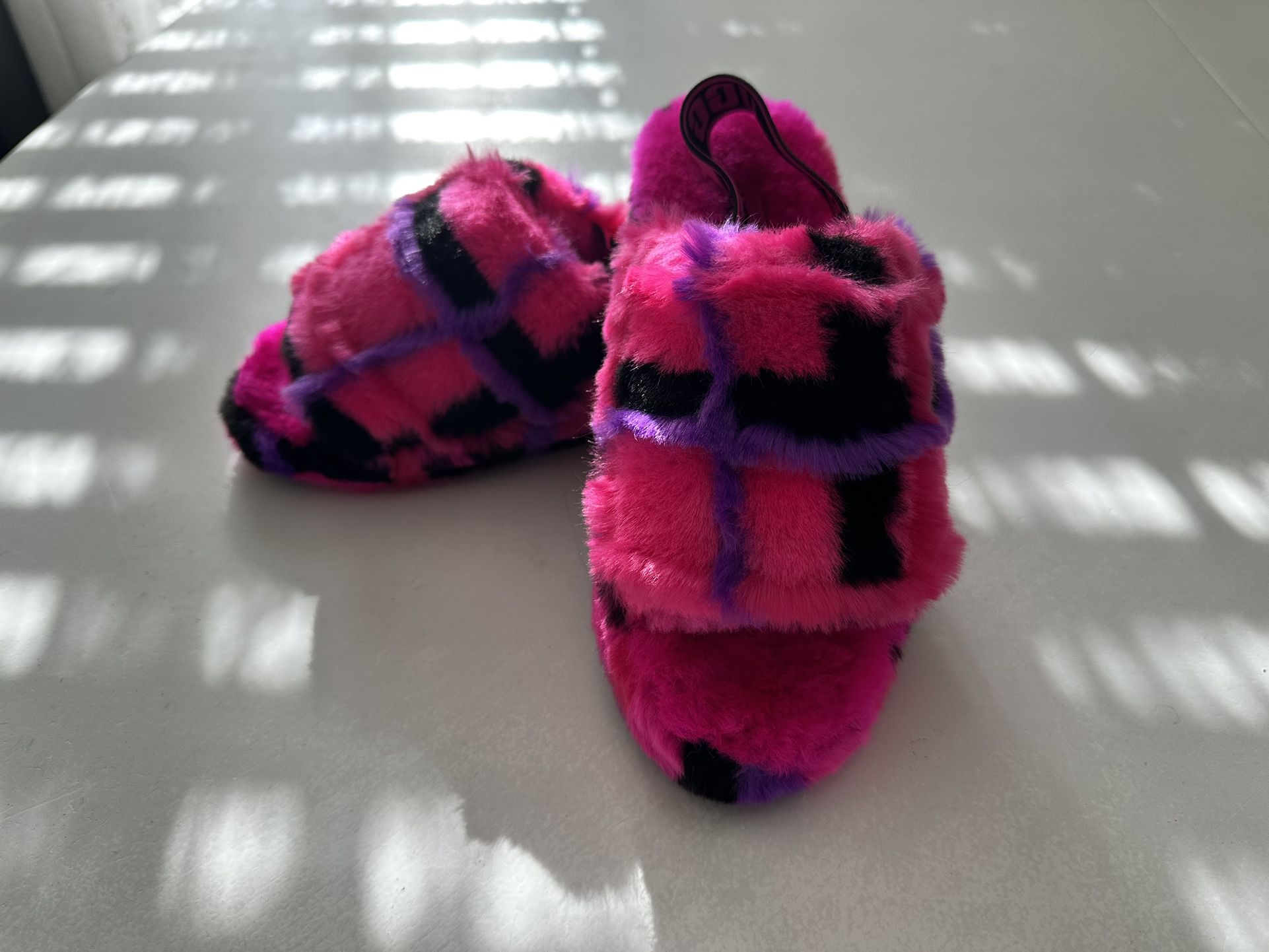Women’s Ugg  Slippers Size 5