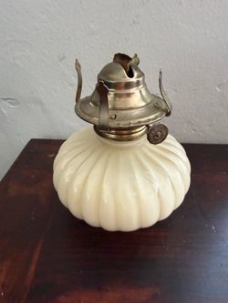 Vintage Lamplight Farms Model 330 Oil Lamp Cream-Colored Fluted Melon Glass Base
