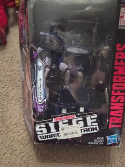 Hasbro Transformers Generations War for Cybertron Leader WFC-S4 7 inch Action