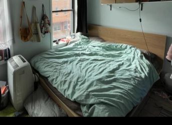 Queen Bed