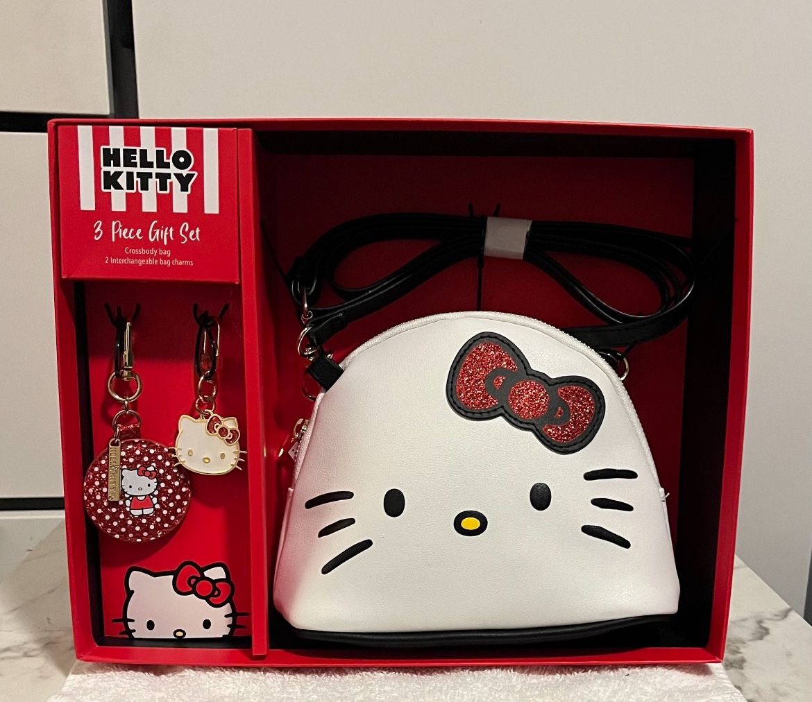 Hello Kitty Purse Set