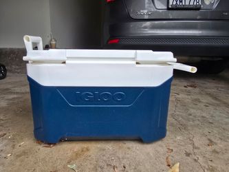Igloo cooler