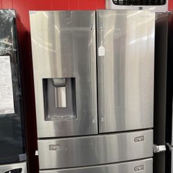 New Scratch And Dent Samsung 22.6 Cu Ft Counter Depth Stainless Steel 4 Door Fridge. 1 Year Warranty 