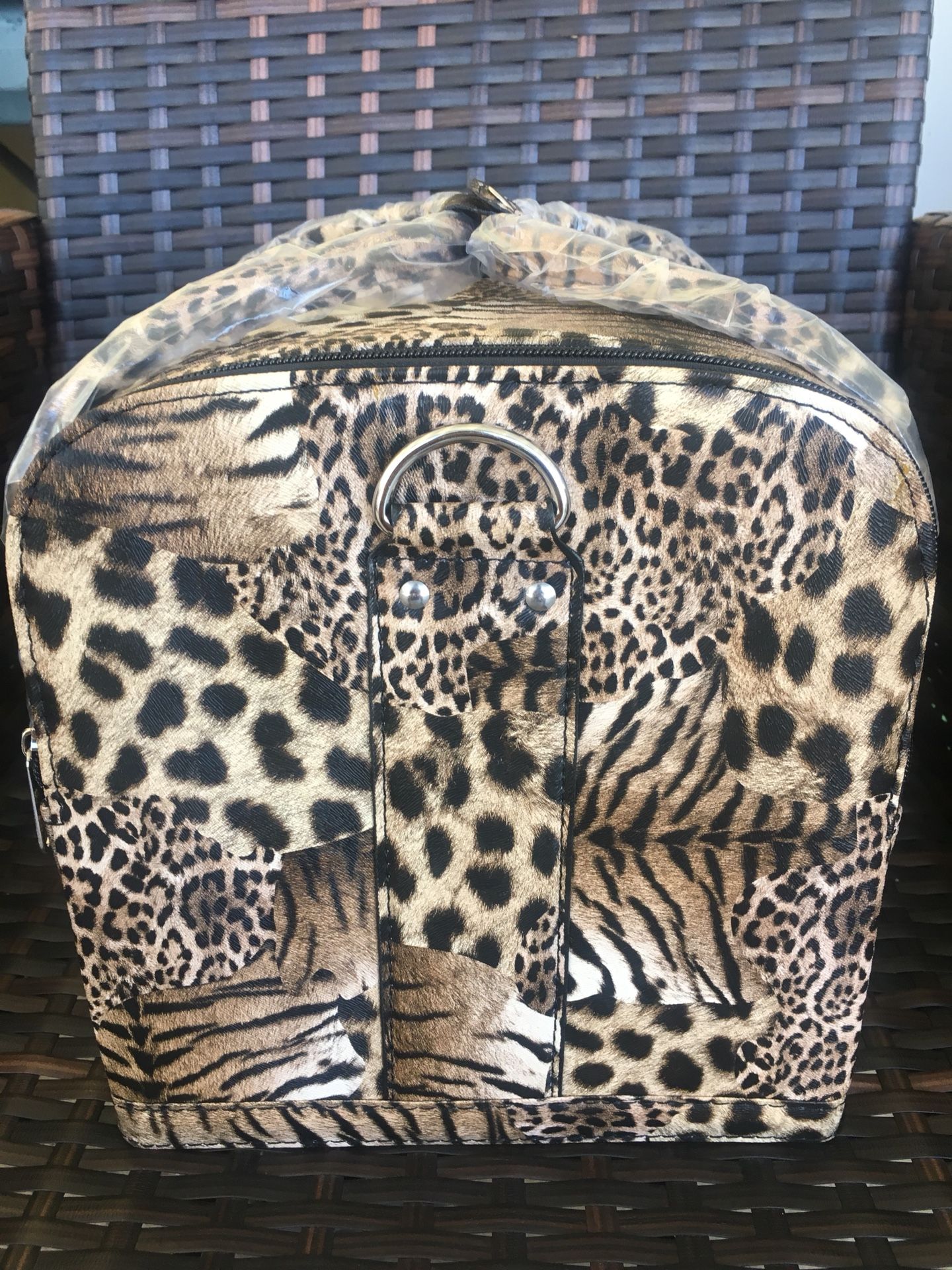 Aluminum Case with Leopard Print