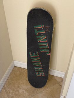 Baker skateboard complete size 8