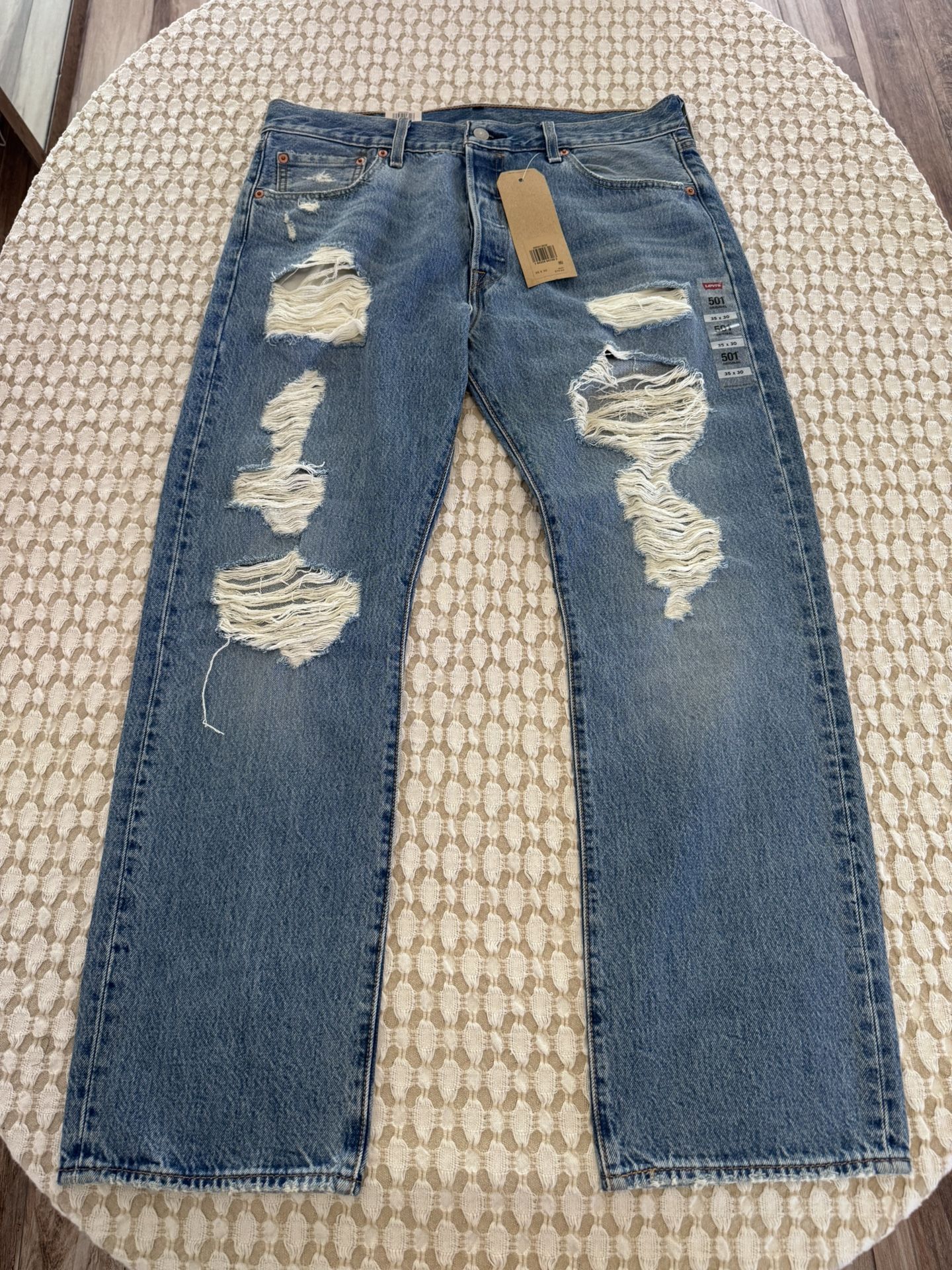 Levi’s Jeans