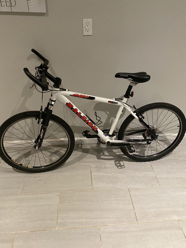 raleigh m60 mountain bike review