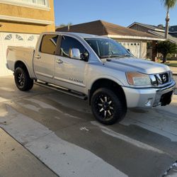 2012 Nissan Titan