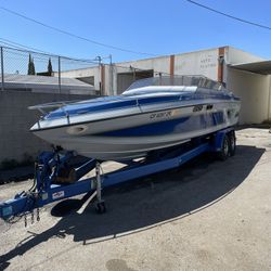 1987 Tahití Caribbean 24’ Deep V Closed Bow Boat 