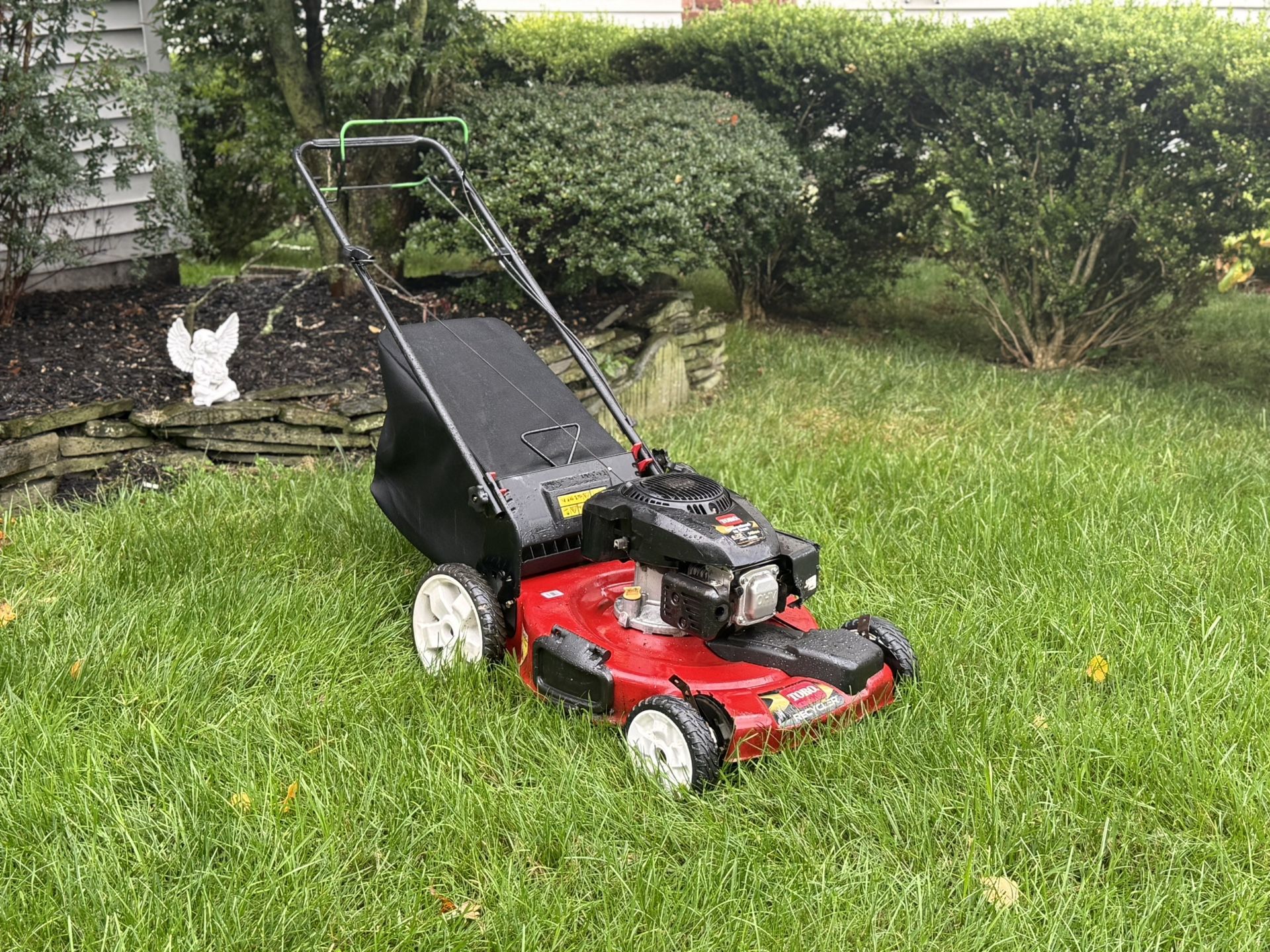 Beautiful Commercial Grade Kohler Powered Toro 3n1 22” SELF PROPELLED Lawn Mower