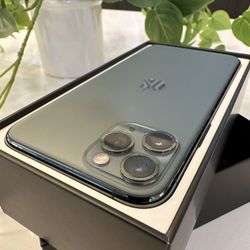 MINT iPHONE 11 PRO 64GB UNLOCKED + USBC CORD FIRM