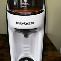 Baby Brezza Formula Pro Advanced – Gently Used – $120 