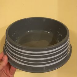 Lots Of 4 Dog Food Bowls. (All 4 The Same)