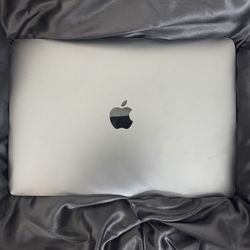 MacBook Pro 13 