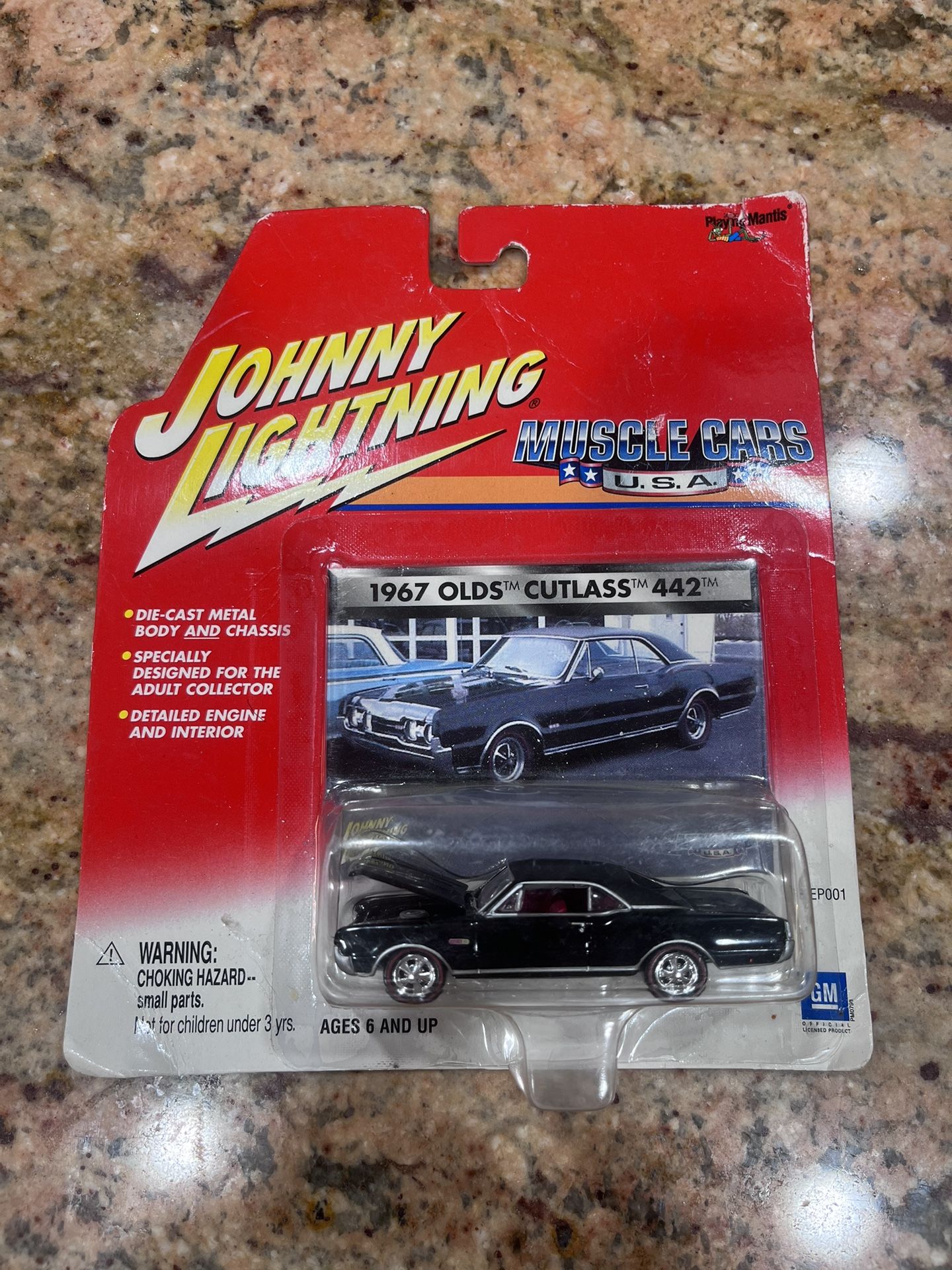 Jhonny Lightning diecast 1967 old cutlass 442