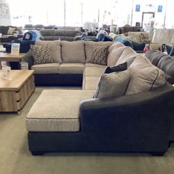 Bilgray 3pc Sectional with Chaise